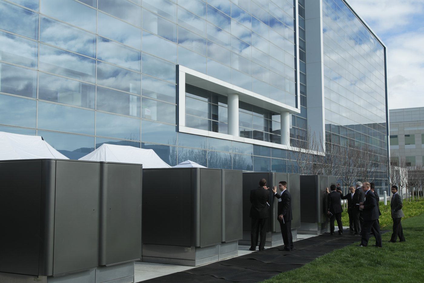 A row of Bloom Energy Server units installed outdoors at eBay's headquarters